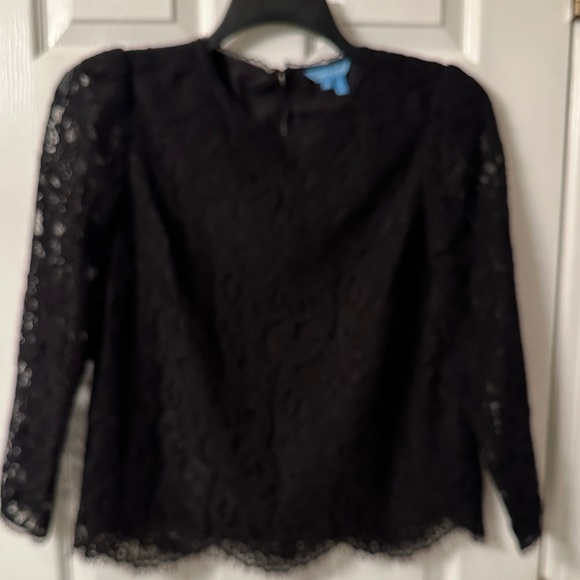 Draper James Black Lace Top NWT Size 6 - Picture 3 of 7